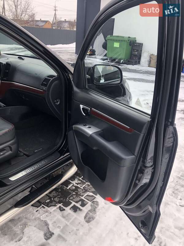 Позашляховик / Кросовер Hyundai Santa FE 2006 в Рівному