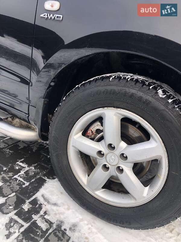 Позашляховик / Кросовер Hyundai Santa FE 2006 в Рівному