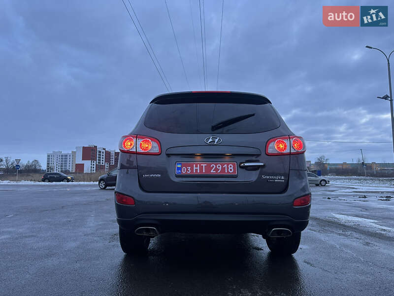 Внедорожник / Кроссовер Hyundai Santa FE 2010 в Луцке