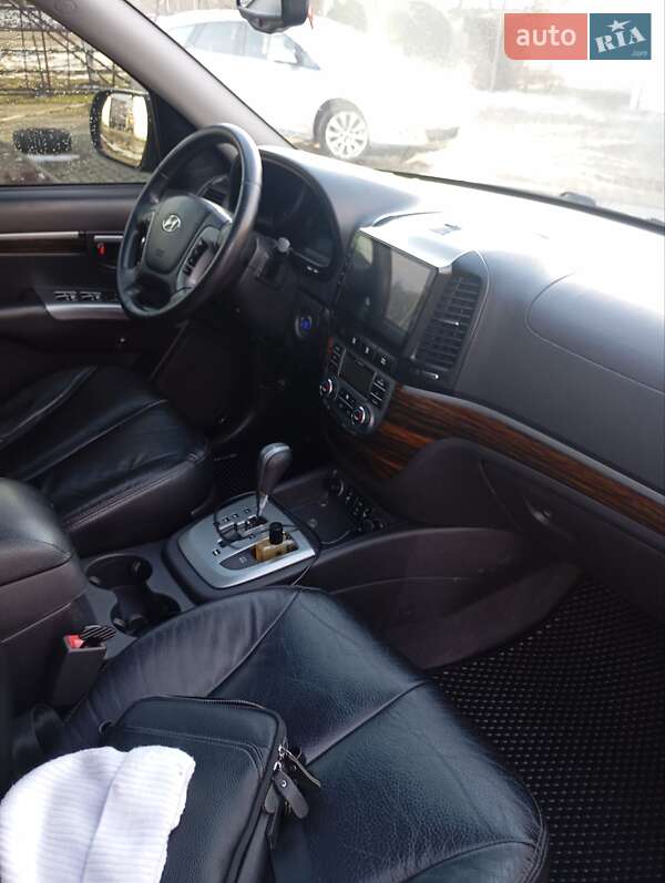 Позашляховик / Кросовер Hyundai Santa FE 2011 в Банилові