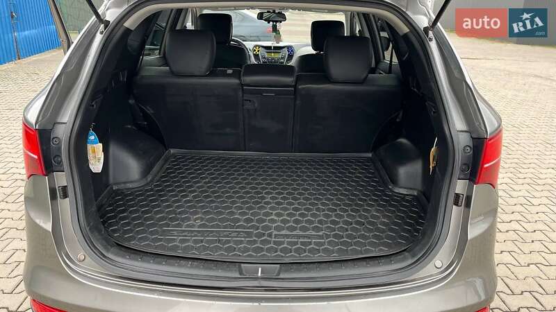 Внедорожник / Кроссовер Hyundai Santa FE 2013 в Сокале фото 9 Внедорожник / Кроссовер Hyundai Santa FE 2013 в Сокале