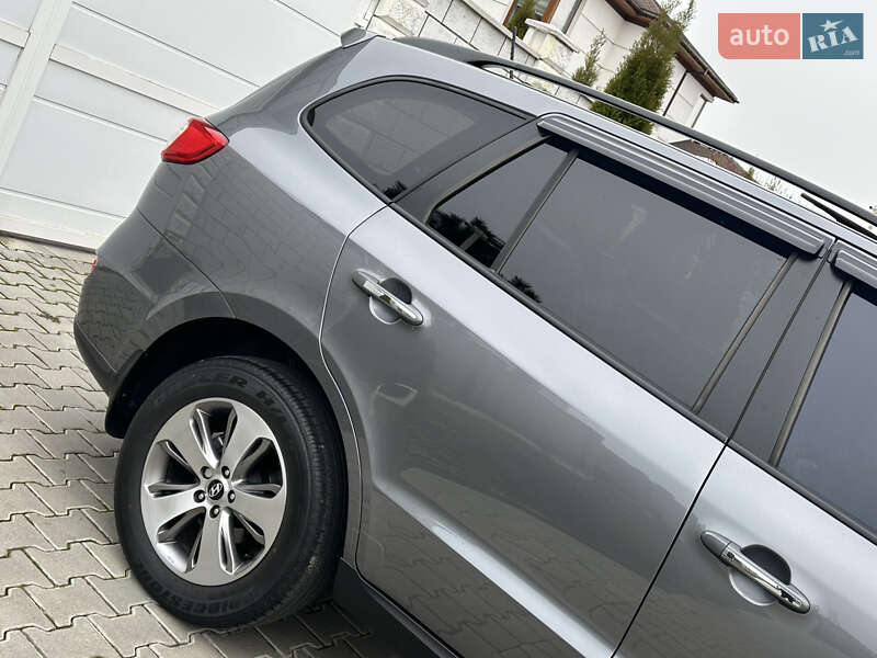 Позашляховик / Кросовер Hyundai Santa FE 2012 в Одесі