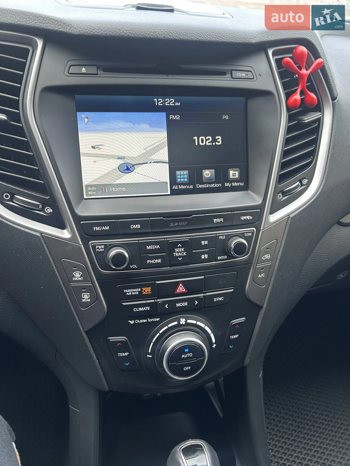 2016 Hyundai Santa Fe - мініатюра 16