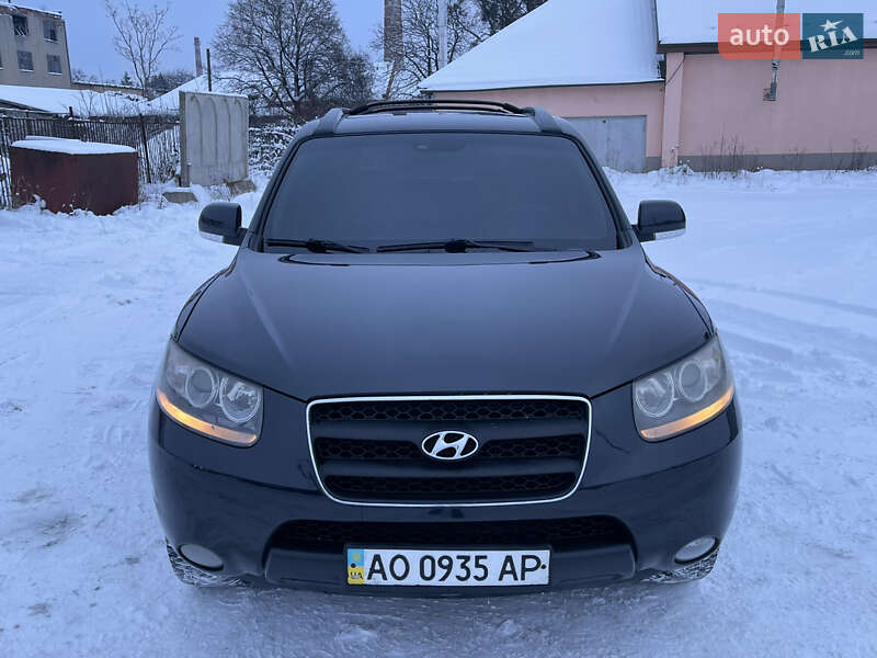 Внедорожник / Кроссовер Hyundai Santa FE 2009 в Мукачево
