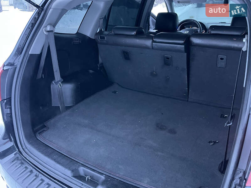 Внедорожник / Кроссовер Hyundai Santa FE 2009 в Мукачево