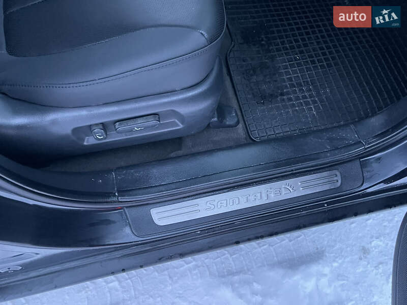 Внедорожник / Кроссовер Hyundai Santa FE 2009 в Мукачево