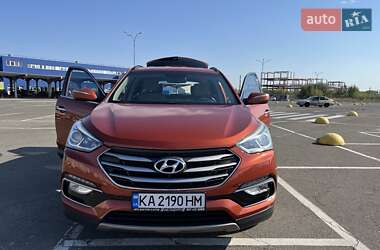 Внедорожник / Кроссовер Hyundai Santa FE 2017 в Киеве