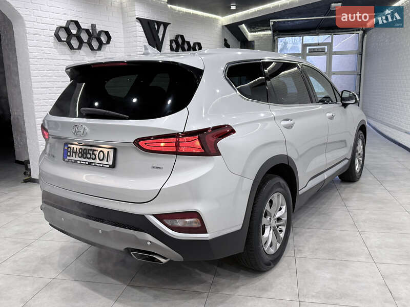 Внедорожник / Кроссовер Hyundai Santa FE 2019 в Одессе