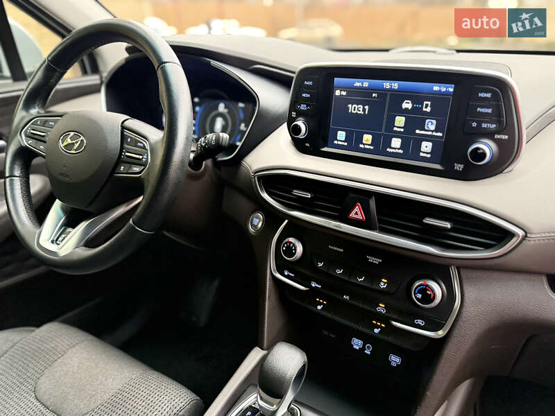 Внедорожник / Кроссовер Hyundai Santa FE 2019 в Одессе