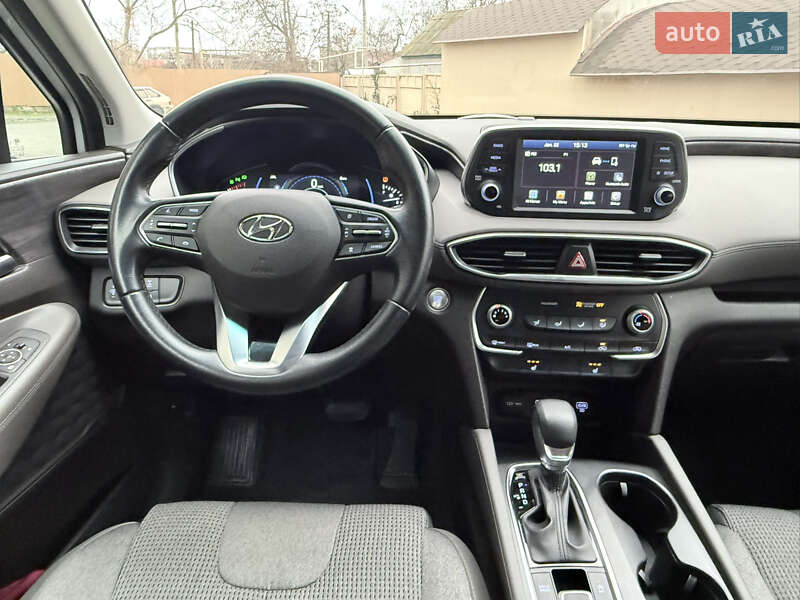 Внедорожник / Кроссовер Hyundai Santa FE 2019 в Одессе