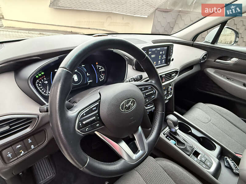 Внедорожник / Кроссовер Hyundai Santa FE 2019 в Одессе