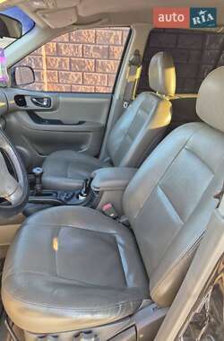 Внедорожник / Кроссовер Hyundai Santa FE 2004 в Ровно