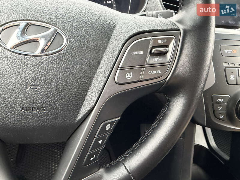 Внедорожник / Кроссовер Hyundai Santa FE 2013 в Одессе