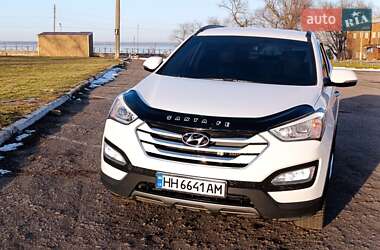 Внедорожник / Кроссовер Hyundai Santa FE 2014 в Белгороде-Днестровском