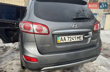 Внедорожник / Кроссовер Hyundai Santa FE 2012 в Киеве