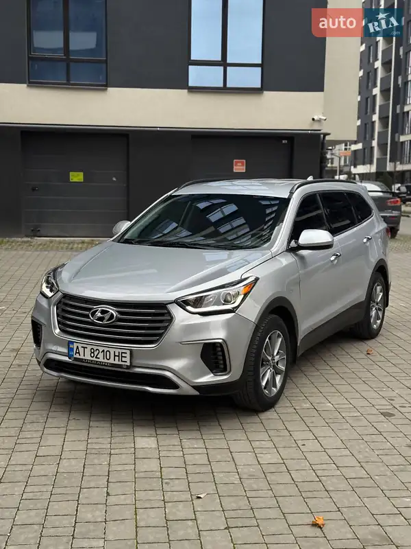 Hyundai Santa FE