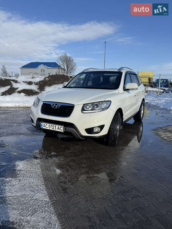 Внедорожник / Кроссовер Hyundai Santa FE 2010 в Луцке фото 3 Внедорожник / Кроссовер Hyundai Santa FE 2010 в Луцке