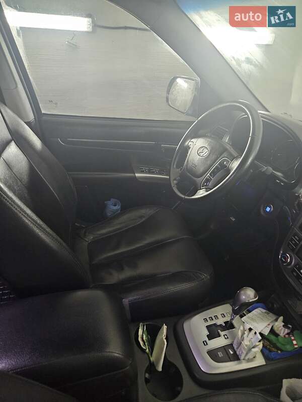 Внедорожник / Кроссовер Hyundai Santa FE 2012 в Чернигове