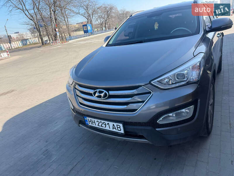 Внедорожник / Кроссовер Hyundai Santa FE 2014 в Одессе