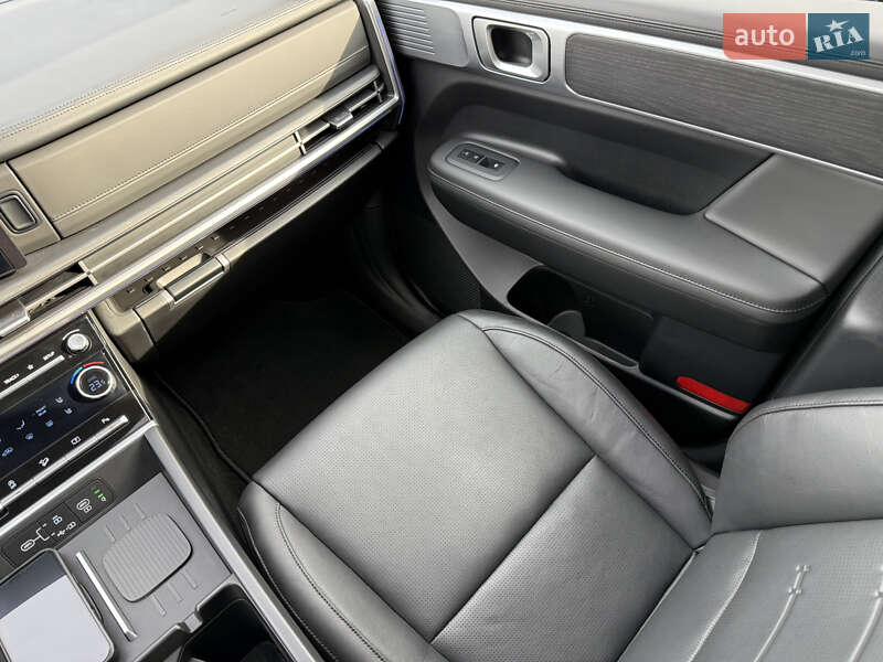 Внедорожник / Кроссовер Hyundai Santa FE 2024 в Киеве