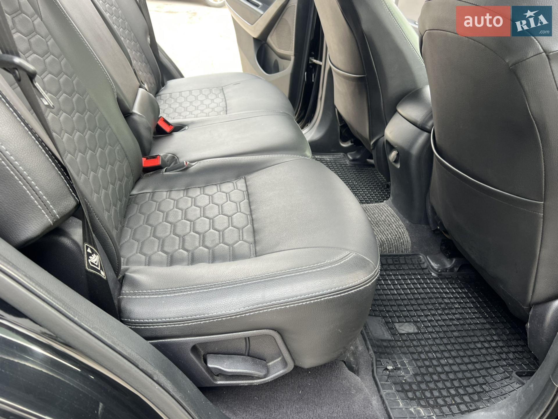 2018 Hyundai Santa Fe - мініатюра 44