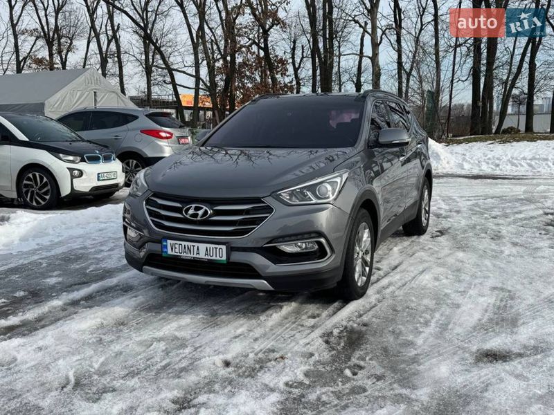 Внедорожник / Кроссовер Hyundai Santa FE 2015 в Киеве