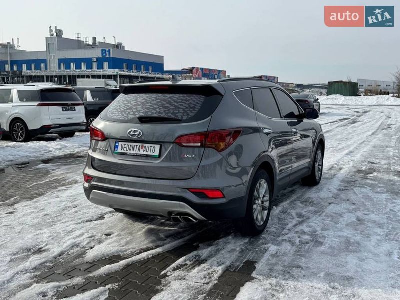 Внедорожник / Кроссовер Hyundai Santa FE 2015 в Киеве