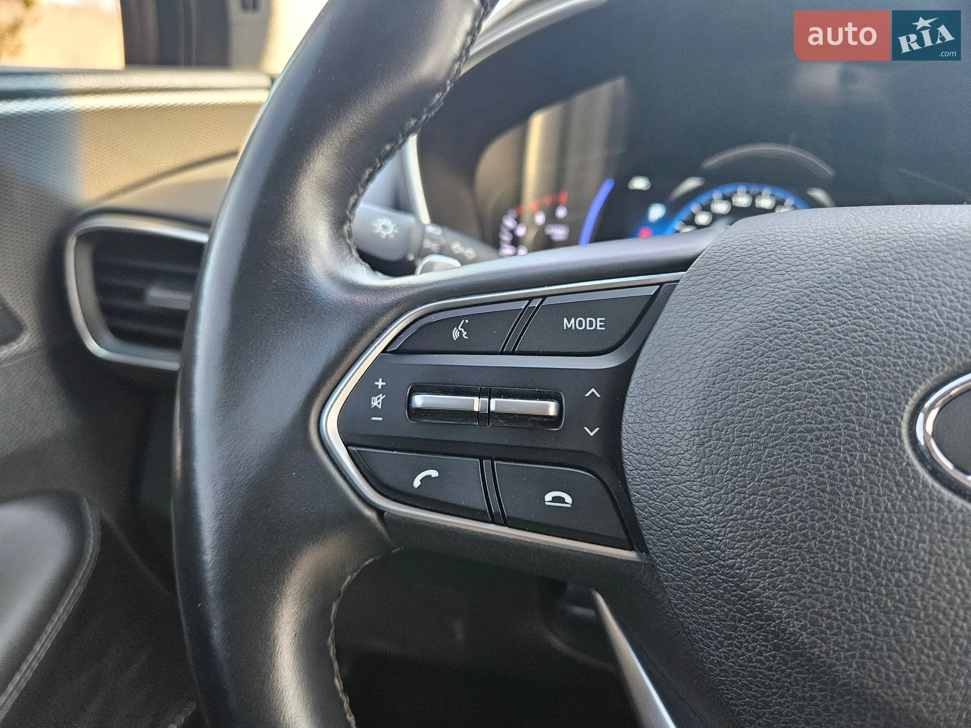 2018 Hyundai Santa Fe - мініатюра 33