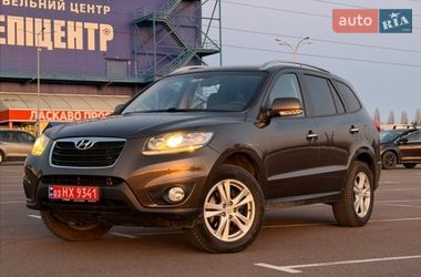 Внедорожник / Кроссовер Hyundai Santa FE 2010 в Ровно