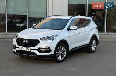 Внедорожник / Кроссовер Hyundai Santa FE 2016 в Киеве