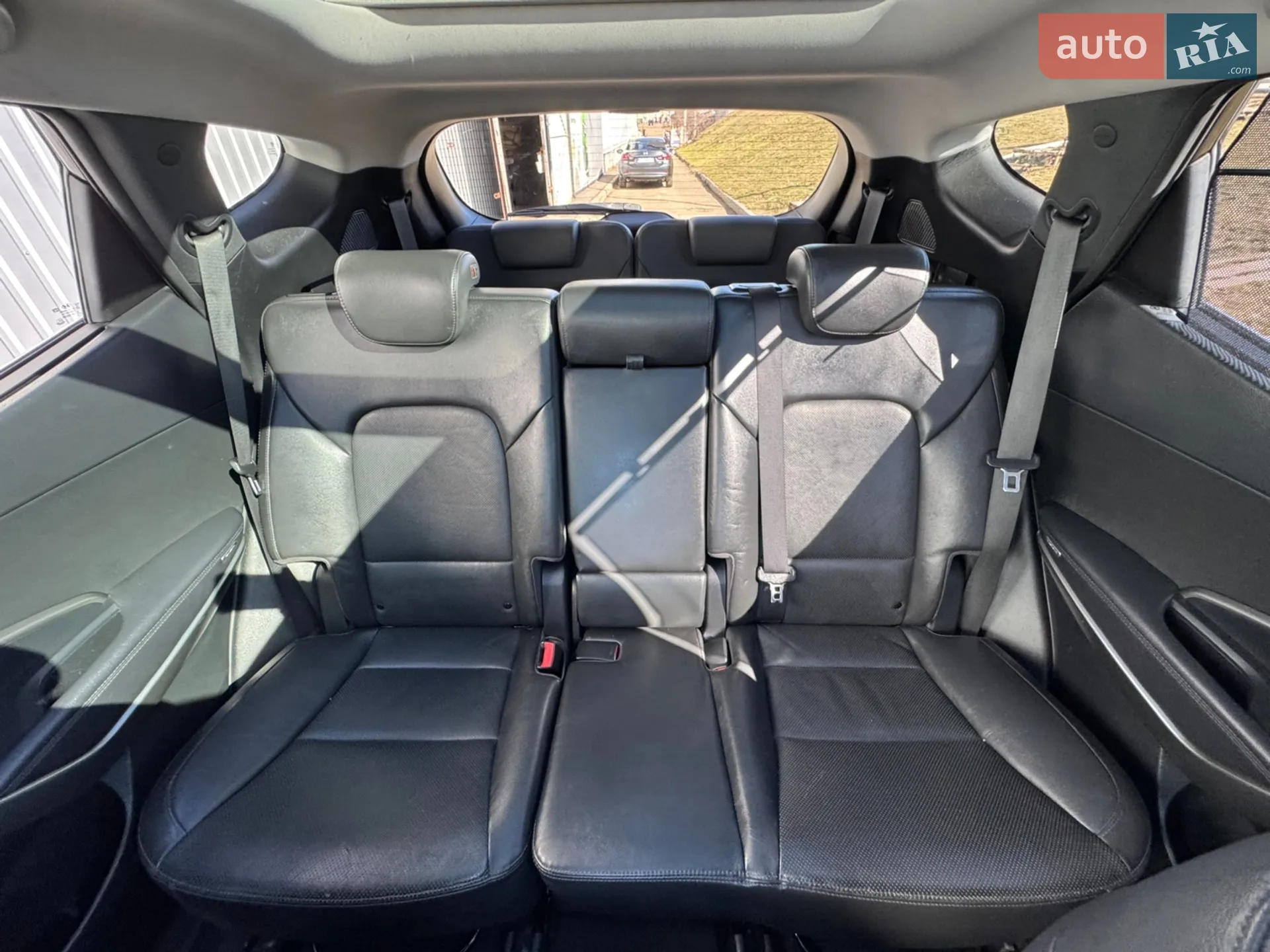 2017 Hyundai Santa Fe - мініатюра 37