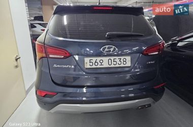 Позашляховик / Кросовер Hyundai Santa FE 2016 в Рівному