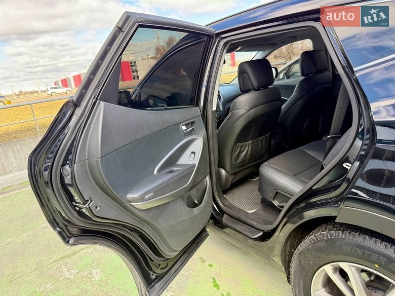 Внедорожник / Кроссовер Hyundai Santa FE 2013 в Киеве