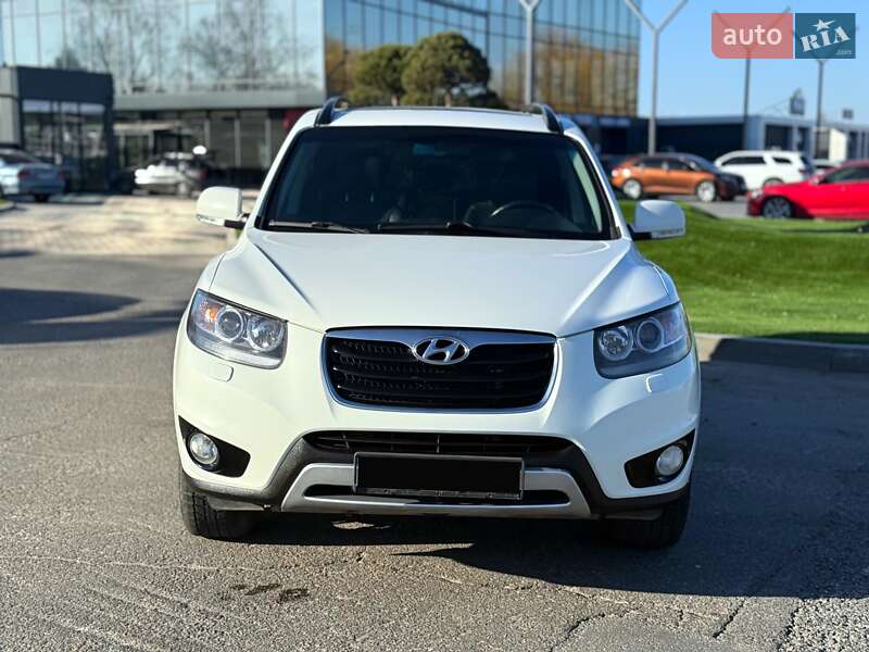 Внедорожник / Кроссовер Hyundai Santa FE 2012 в Днепре