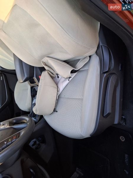 Внедорожник / Кроссовер Hyundai Santa FE 2016 в Киеве