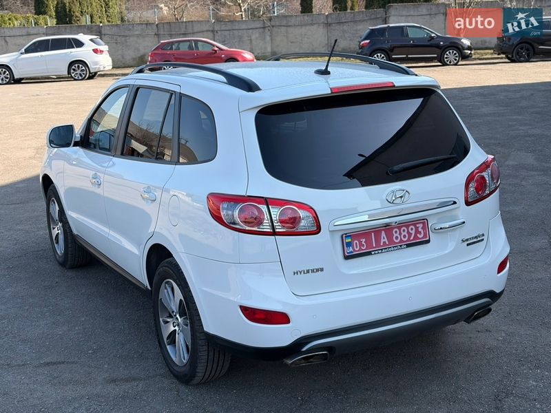 Внедорожник / Кроссовер Hyundai Santa FE 2012 в Луцке