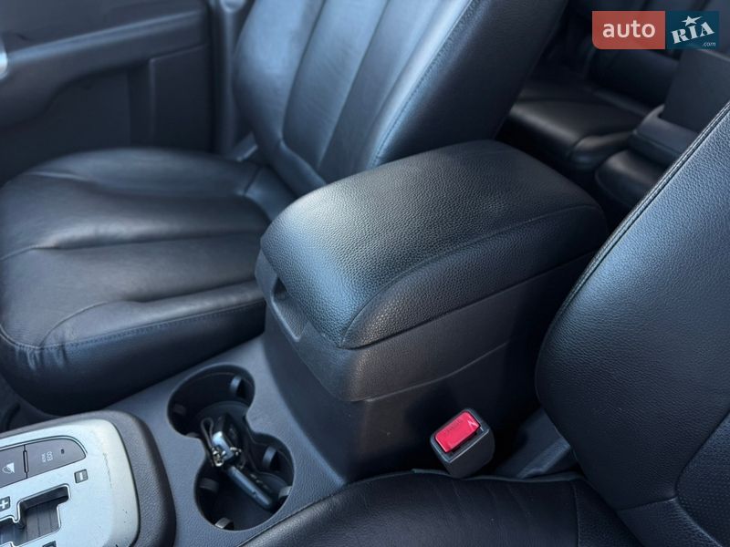 Внедорожник / Кроссовер Hyundai Santa FE 2012 в Луцке