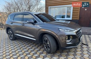 Внедорожник / Кроссовер Hyundai Santa FE 2019 в Одессе