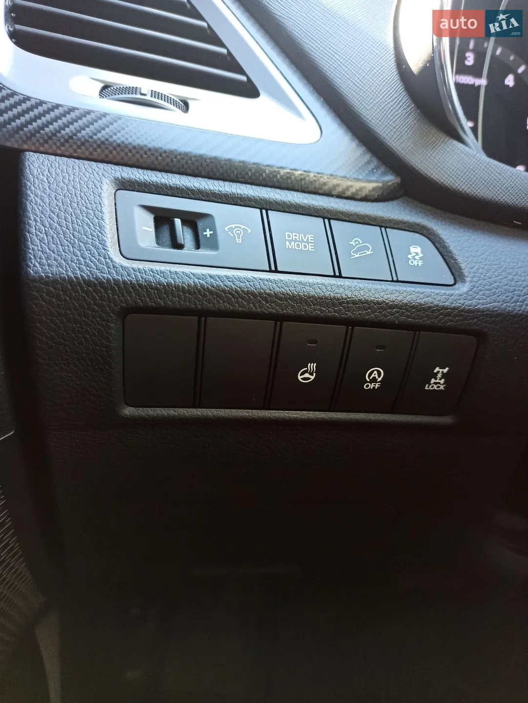 2017 Hyundai Santa Fe - мініатюра 21