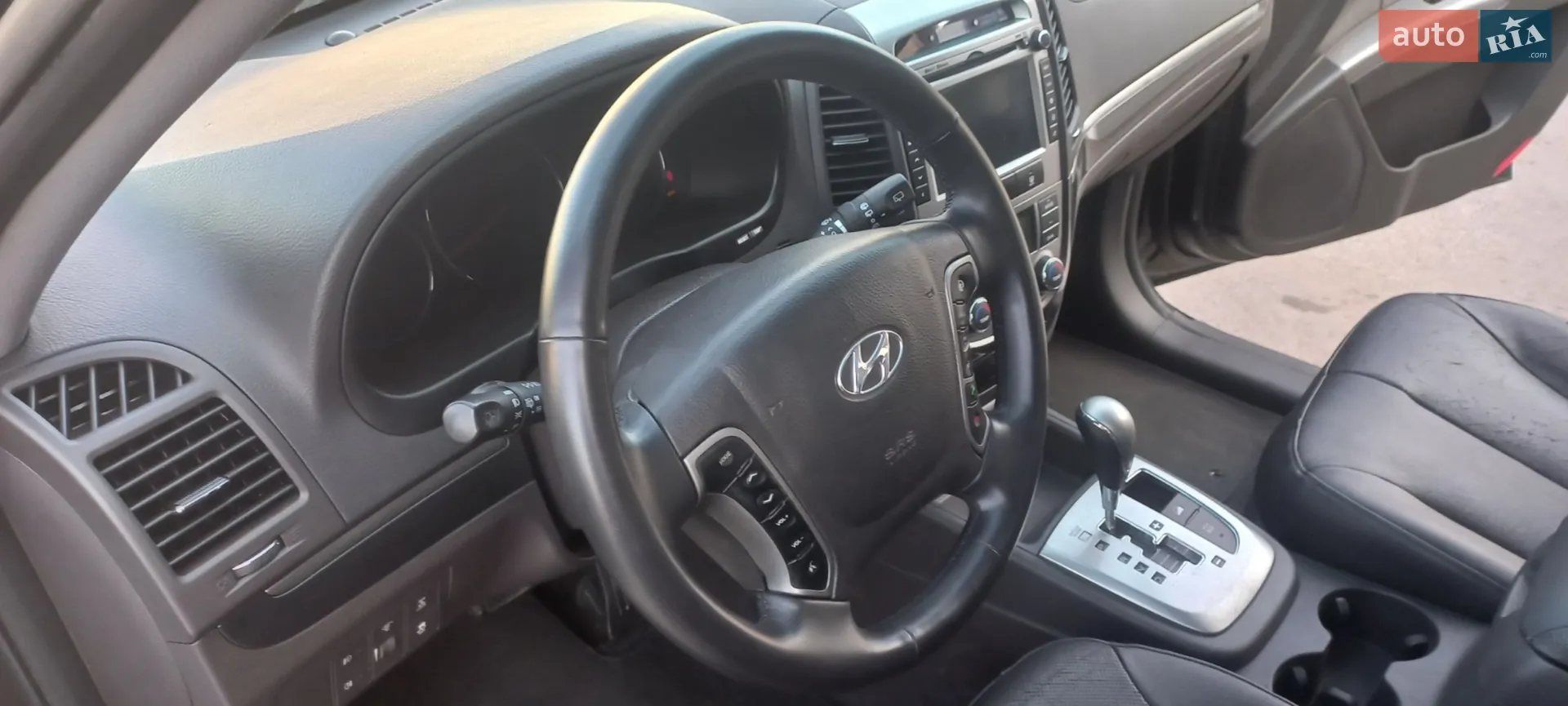 2012 Hyundai Santa Fe - мініатюра 27