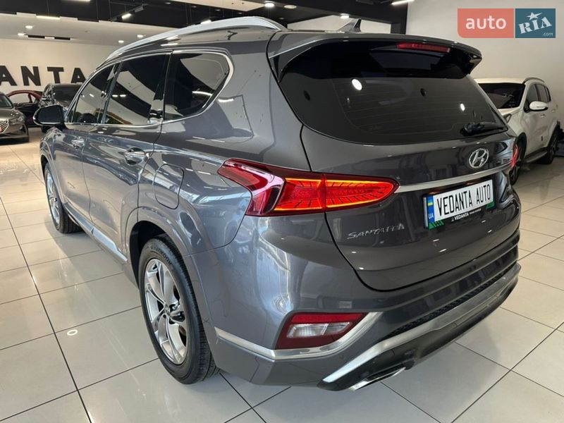 Внедорожник / Кроссовер Hyundai Santa FE 2018 в Одессе
