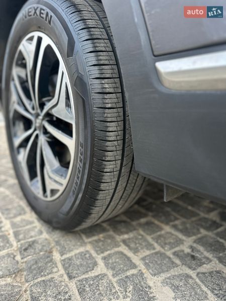 Внедорожник / Кроссовер Hyundai Santa FE 2018 в Днепре