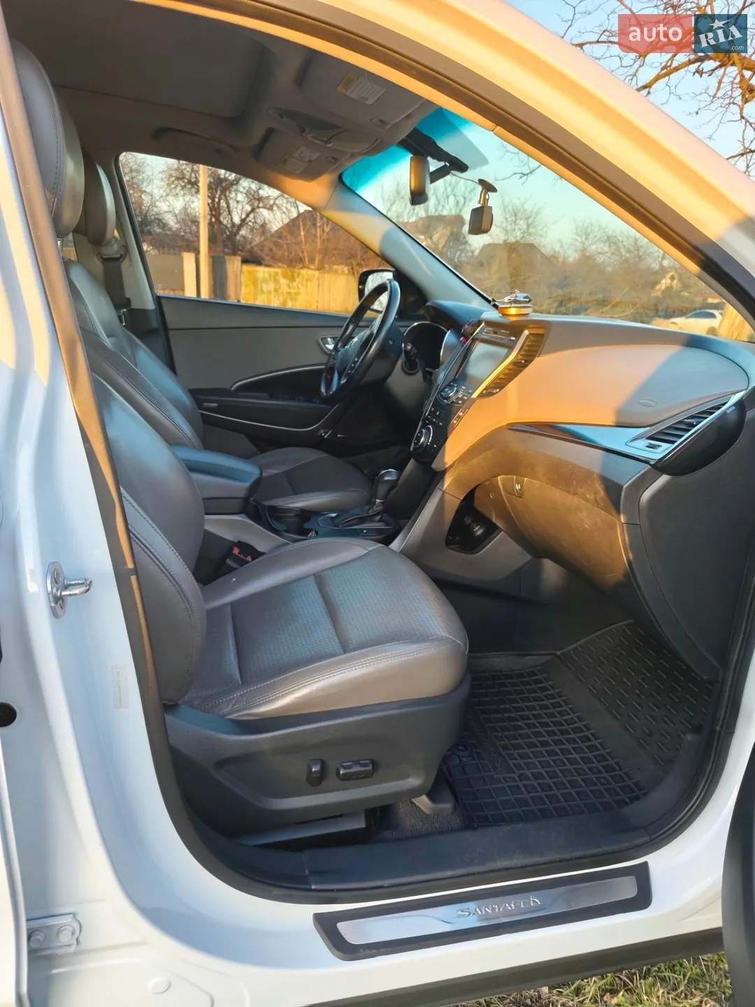 2012 Hyundai Santa Fe - мініатюра 23