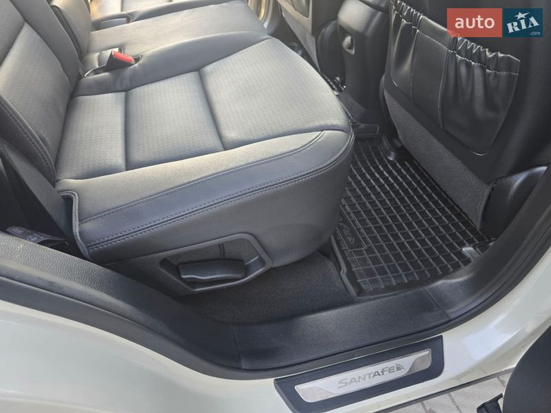 Внедорожник / Кроссовер Hyundai Santa FE 2014 в Стрые