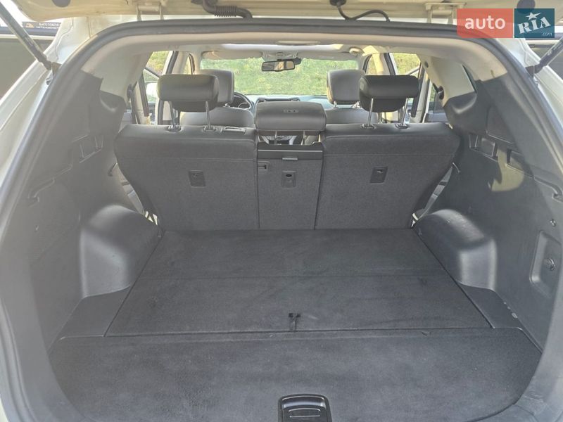 Внедорожник / Кроссовер Hyundai Santa FE 2014 в Стрые