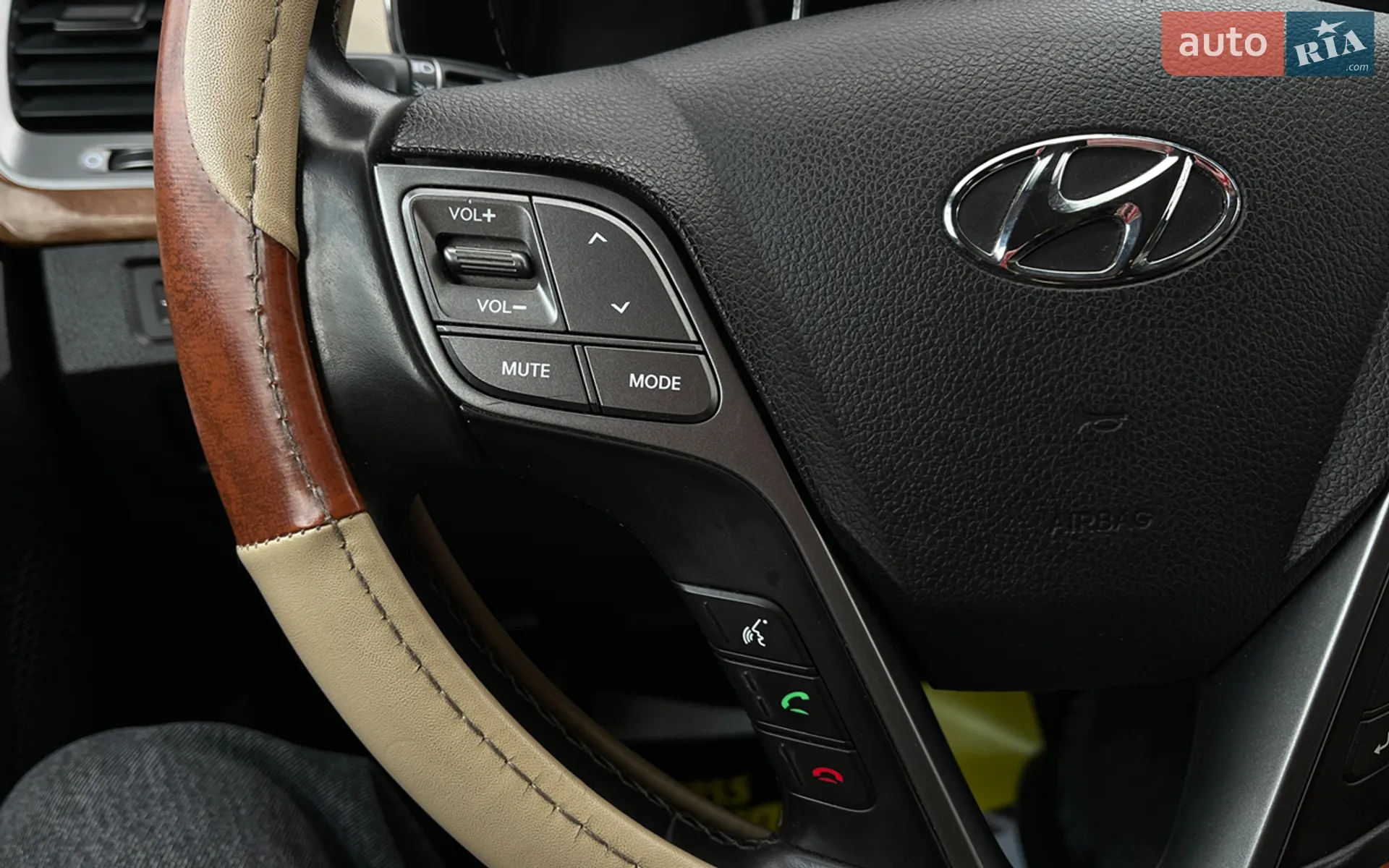 2014 Hyundai Santa Fe - мініатюра 11