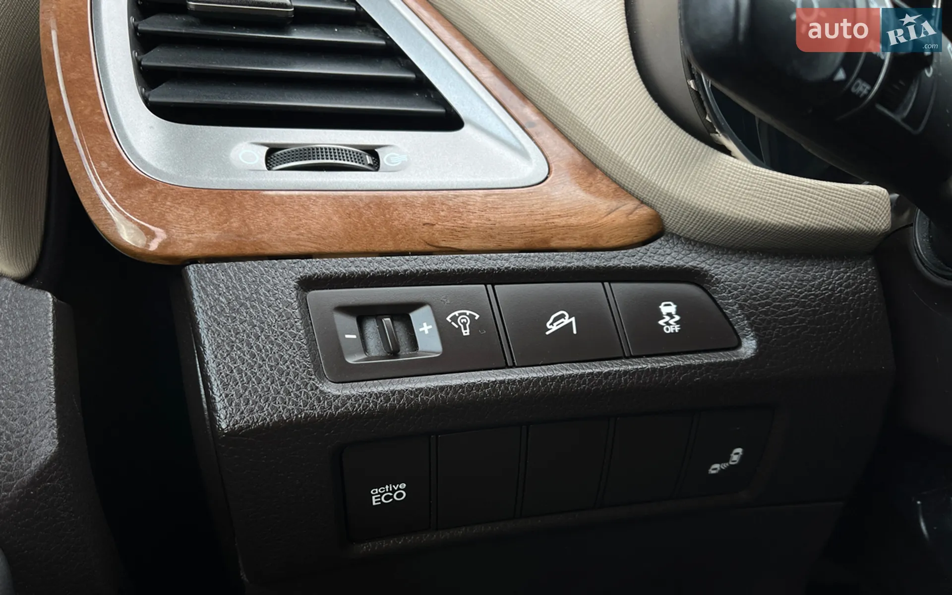 2014 Hyundai Santa Fe - мініатюра 13