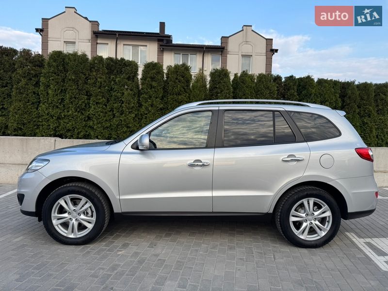 Внедорожник / Кроссовер Hyundai Santa FE 2012 в Ровно
