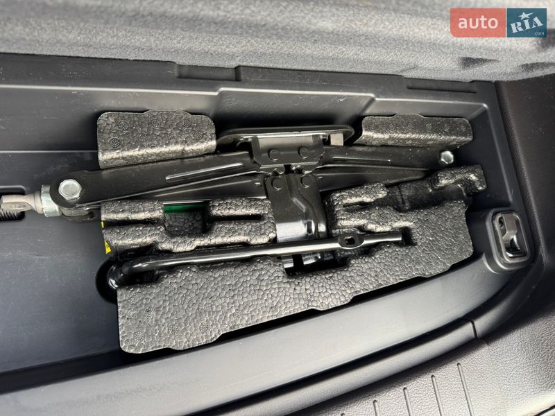 Внедорожник / Кроссовер Hyundai Santa FE 2012 в Ровно