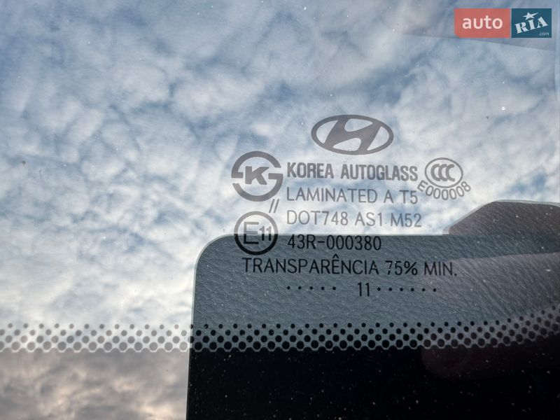 Внедорожник / Кроссовер Hyundai Santa FE 2012 в Ровно